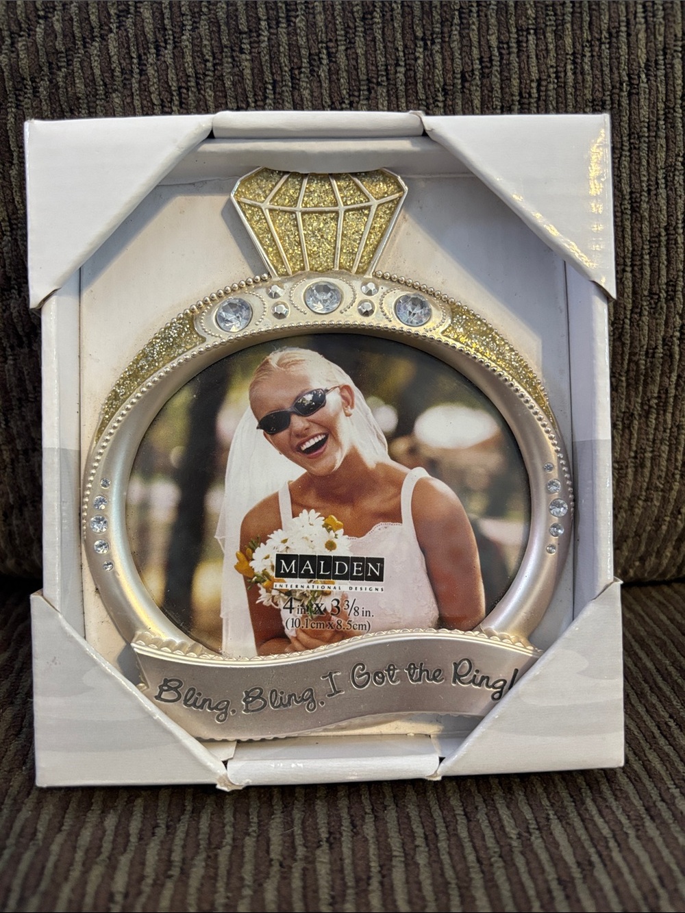 Malden Gold Sparkle Ring Photo Frame